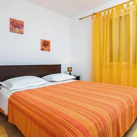 Ferienhaus 1 Bedroom Front In