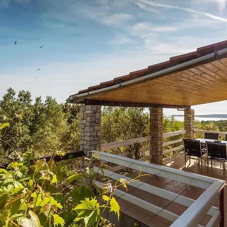 Сasa de vacaciones 1 Bedroom Stunning Home In Vela Luka