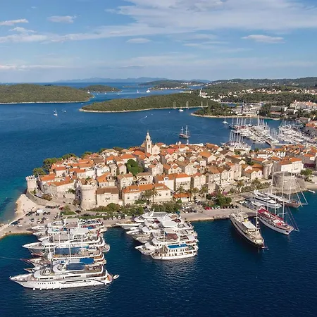1 Bedroom Awesome In Vela Luka