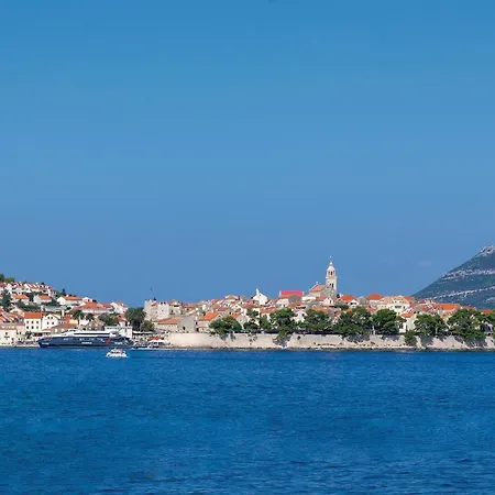 1 Bedroom Awesome In Tatil Evi Vela Luka